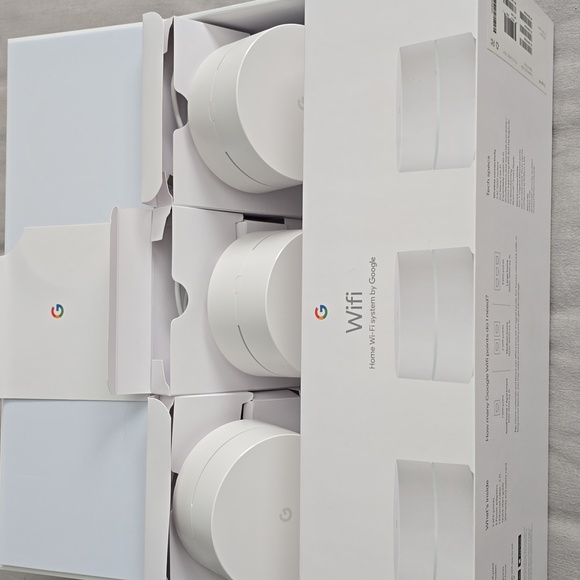 Google White Home WiFi Router System - Picture 2 of 5